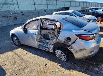 2018 Toyota Yaris iA 1.5L For Parts