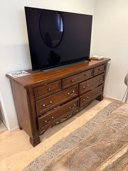 Pottery Barn 8 drawer dresser and matching night stands