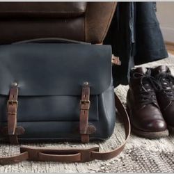 Bleu De Chauffe Messenger Leather Bag