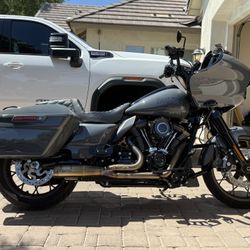 2022 Harley Davidson Road Glide ST