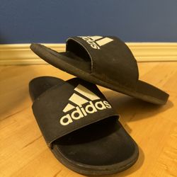 Mens Adidas Slides Size 8