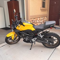 2024 CB300R 