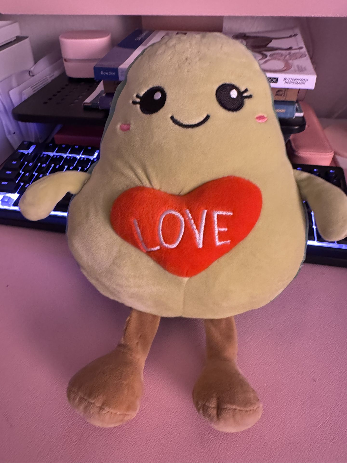 Adorable Avocado Plushie โ Like New! ๐ฅโค๏ธ