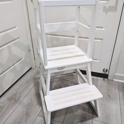 Toddler Standing Tower