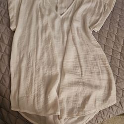 Simply Vera Wang Shirt 