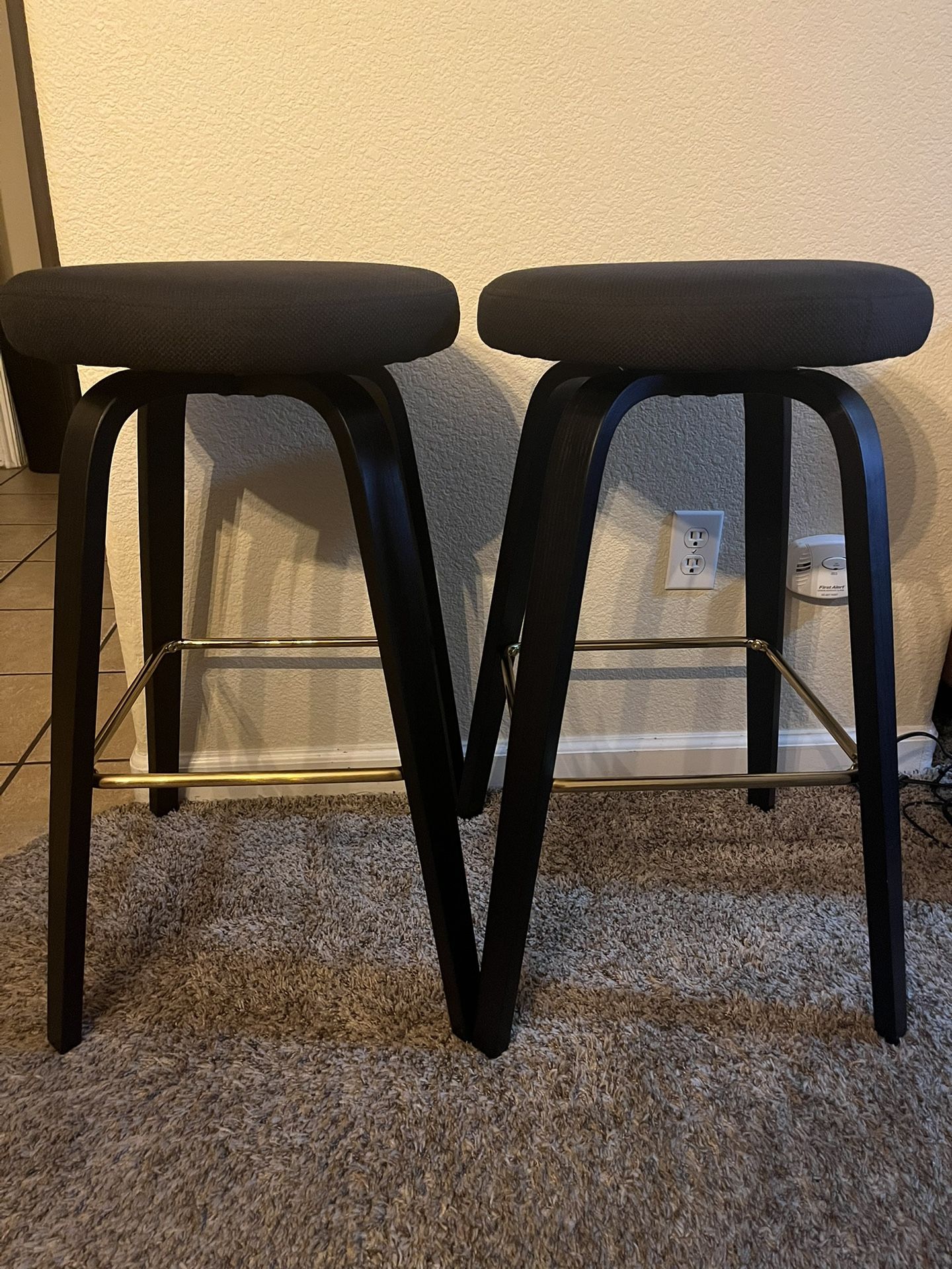 bar stools (new)