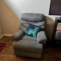 Recliner Chair 