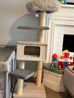 Cat tree