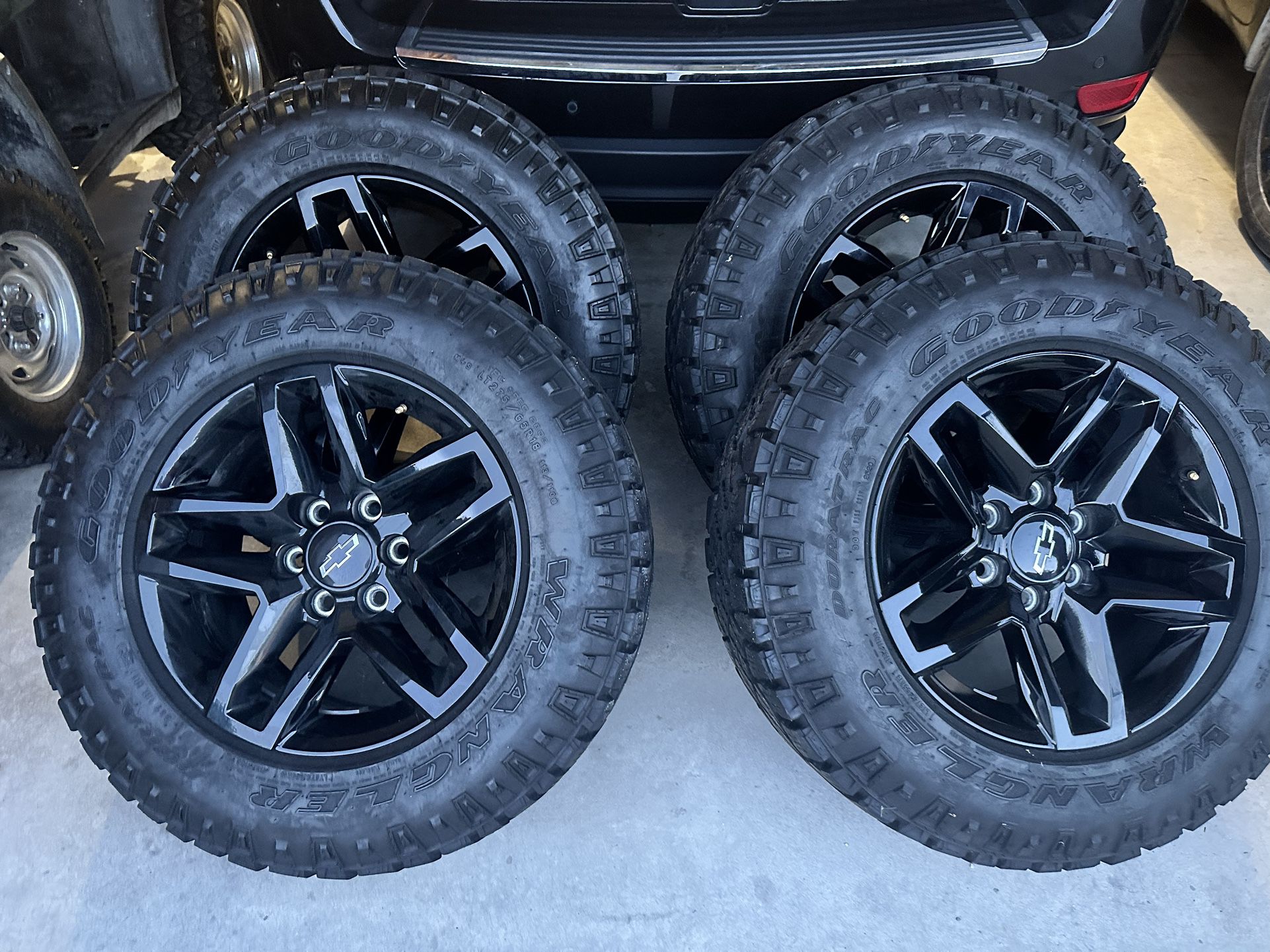 BRAND NEW Chevy Silverado Trail Boss Wheels & Tires