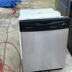 Frigidaire Stainless Steel Dishwasher 