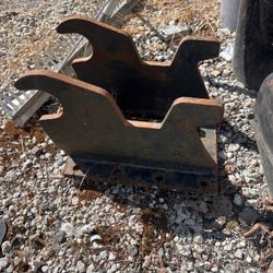 John Deere 35G Mini Excavator Wedge Coupler $400 Each 