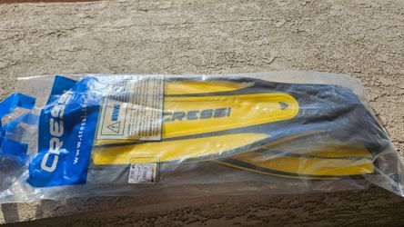 Cressi Pro Light Scuba Diving  Fins