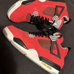Jordan 4 Toro Bravo