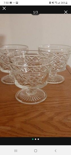 3 Hazel Atlas Gothic Footed Bowls