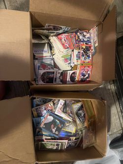 Large Lot of Vintage Sports Trading Cards