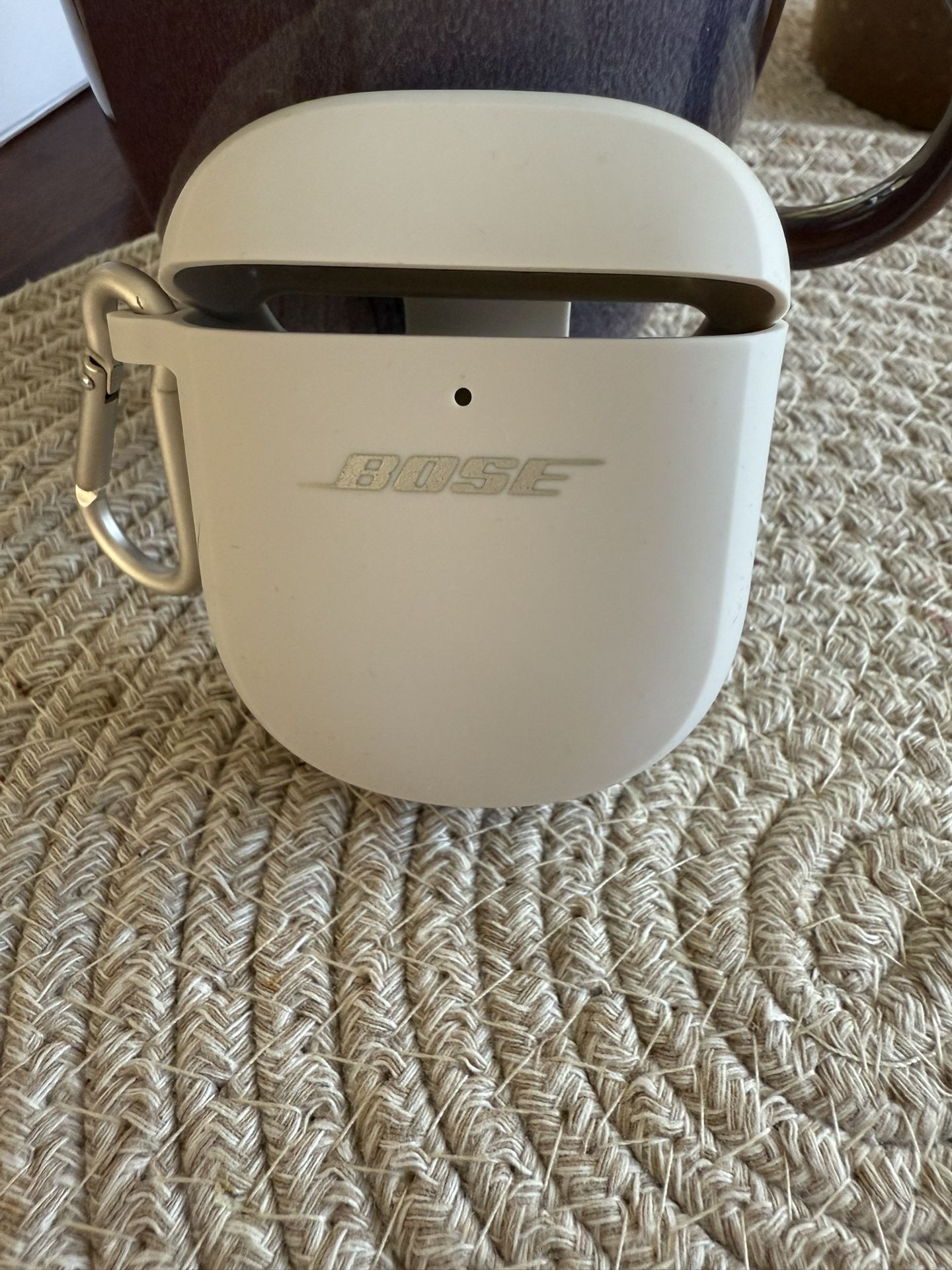 Bose Earbuds Wireless Charger/case