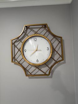 Gold Geometric Wall Clock – Modern