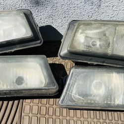 2006 Chevrolet Silverado Headlights