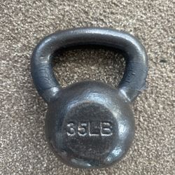 Kettlebell - 35 lb