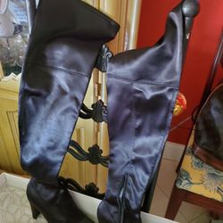 Black Boots Size 6.5