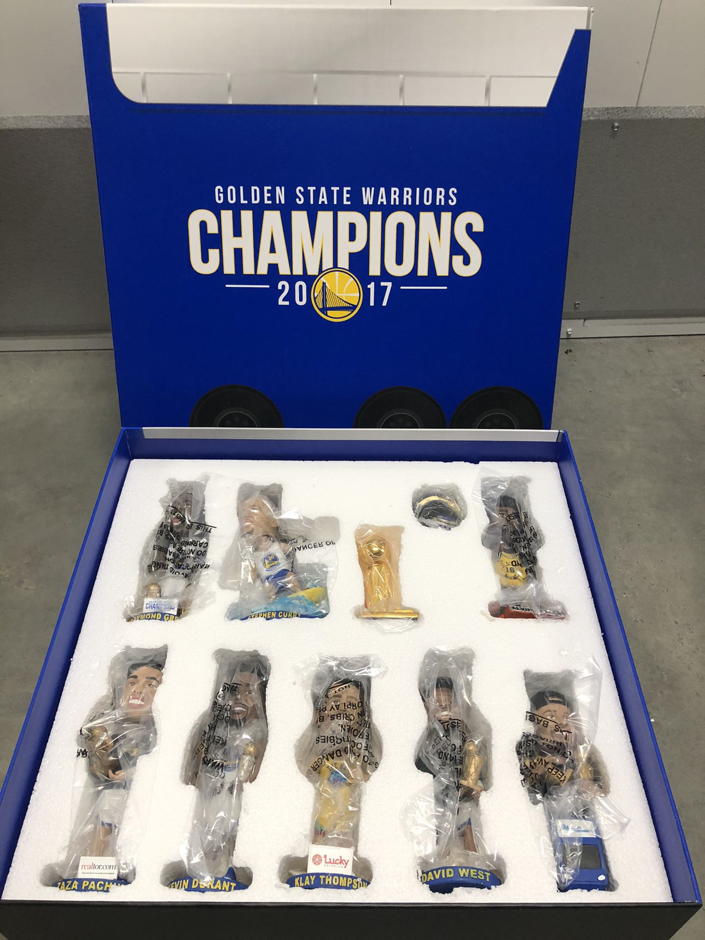 Golden State Warriors 2017-18 Bobblehead Set NBA Champions *NEW AND UNOPENED *