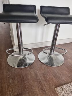 Black Bar stools