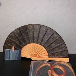 Louis Vuitton Monogram Fan Clutch In Brown and Tan
