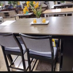 5 PC  High Top Dining Set With 2 Chairs And A StoolNew)