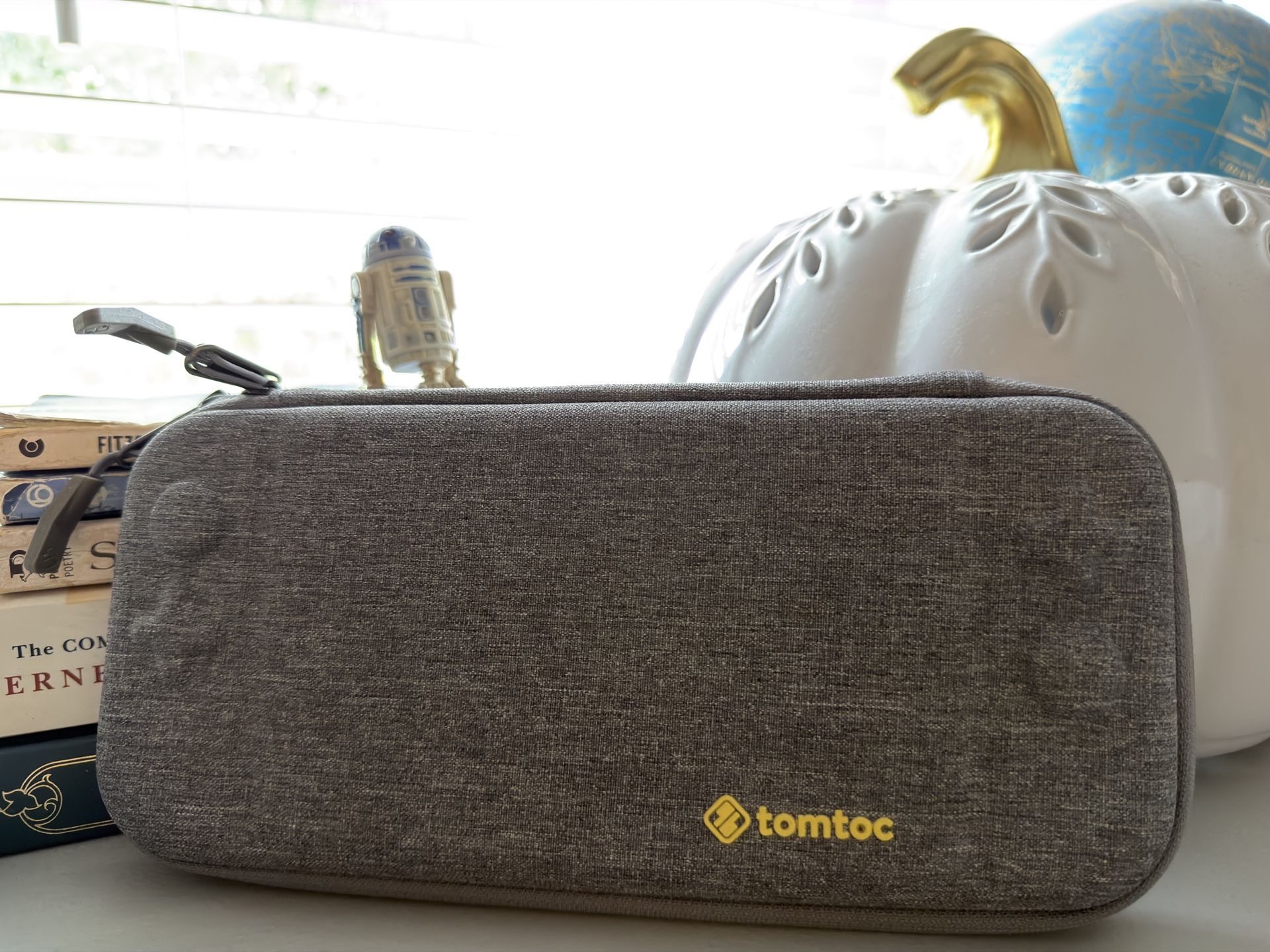 Tomtoc Slim Carrying Case Nintendo Switch