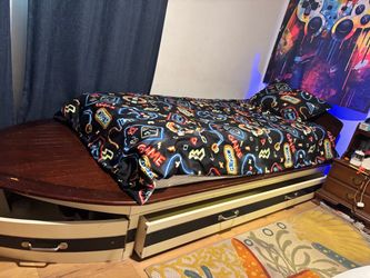Twin size Boat bed frame with trundle