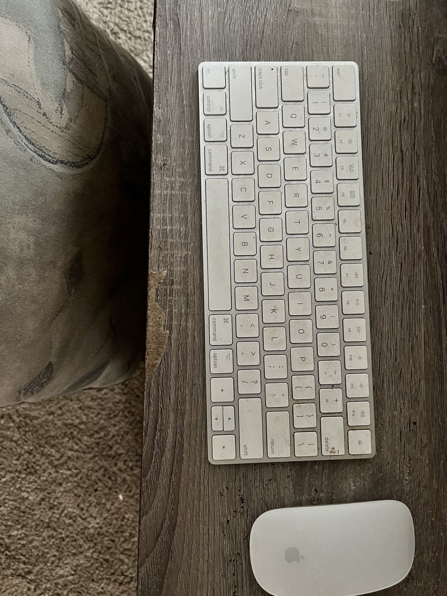 Apple Mac Wireless Keyboard And Mouse 