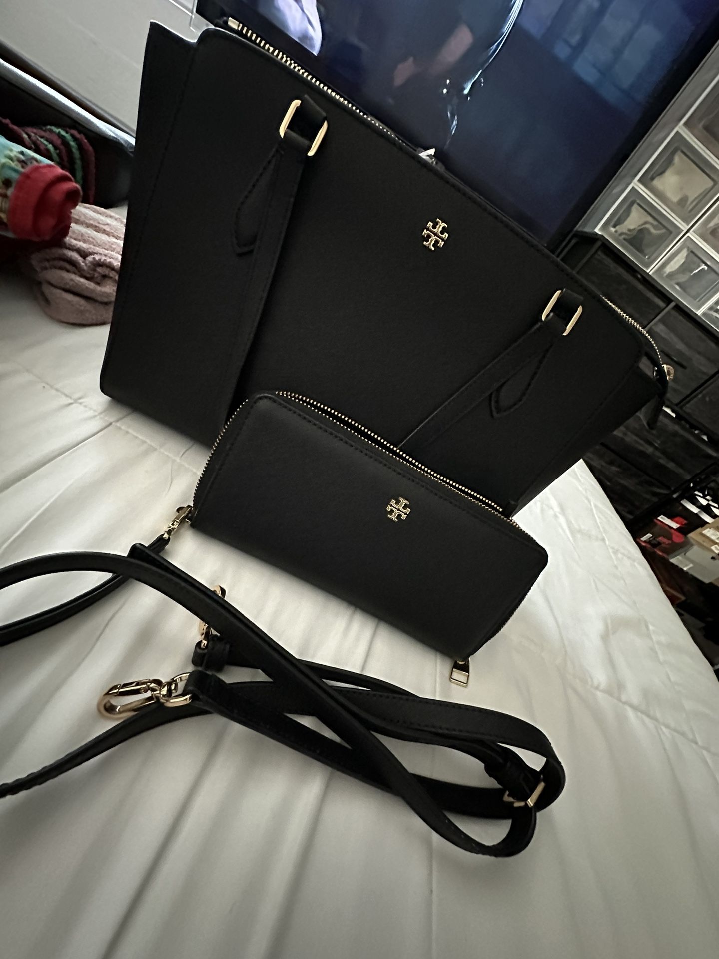 TORY BURCH PURSE $250