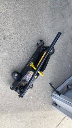 Car Jack - 2 Ton Hydraulic Trolley Style