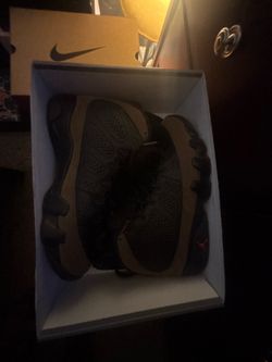 Jordan 9 olive 🫒