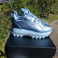 New Women's Reebok Classic Leather Cardi B Wmn Size 5.5 Blue