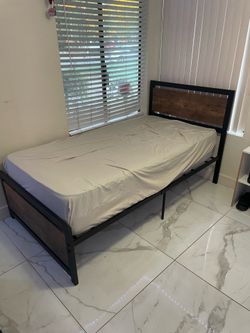 Twin size bed