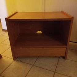 TV Stand/Entertainment Center