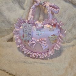 Hello Kitty Satin Heart Purse
