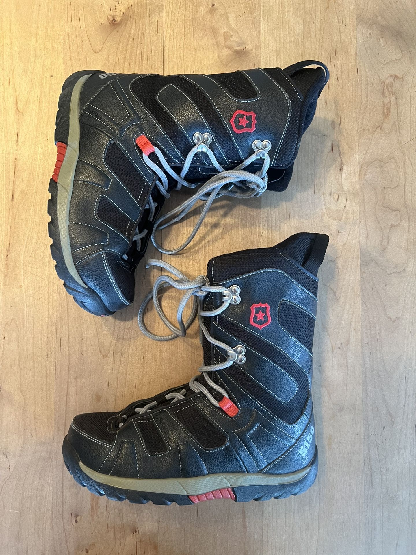 5150 Snowboard Boots Youth 6 Great Condition