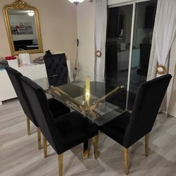 Dining Table For sale
