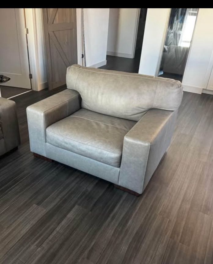Ashley Double Size Chair And Ottoman