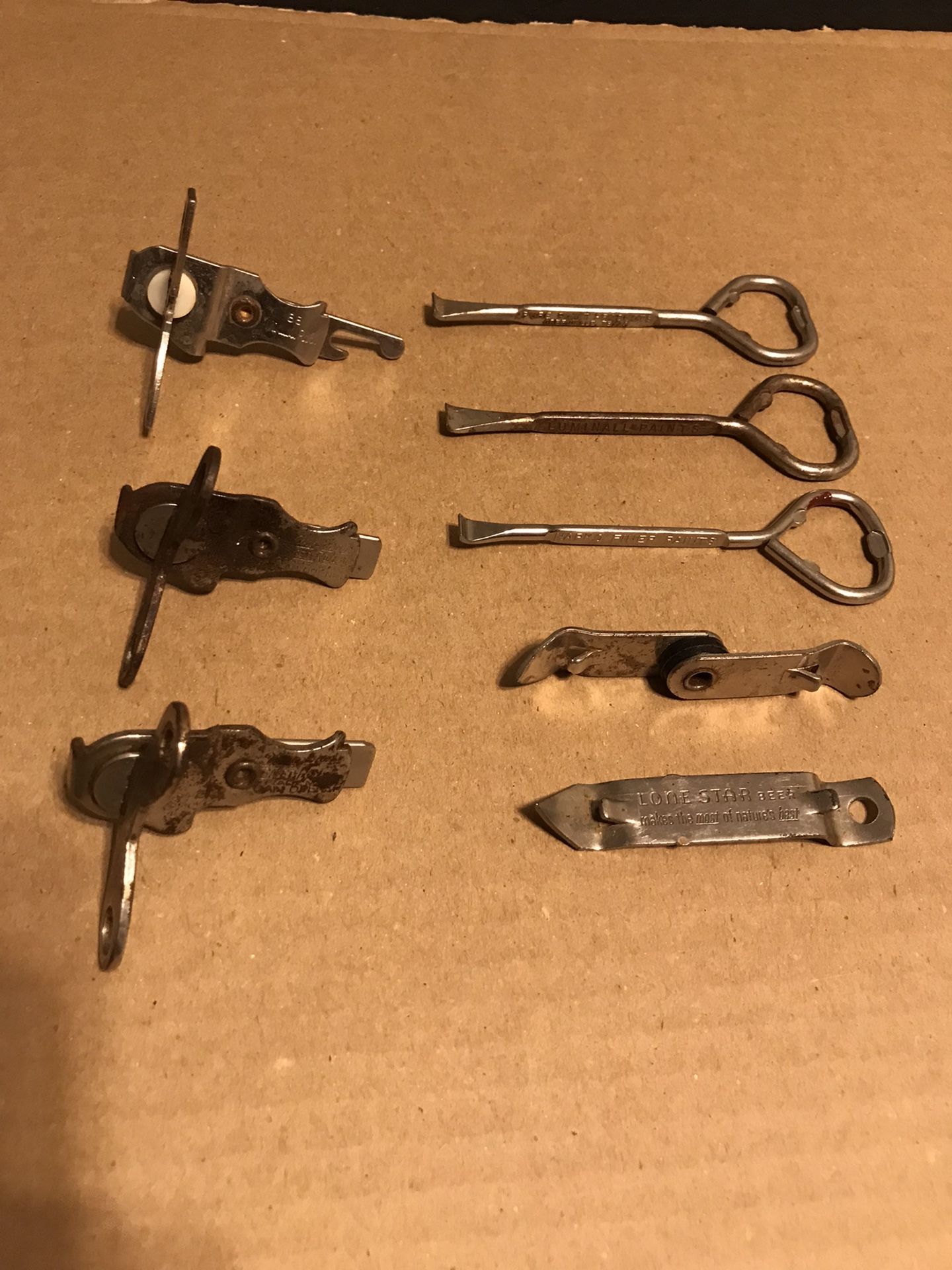 Vintage Can Opener/Bottle Opener Combo 8 Piece Set in Excellent Used Condition