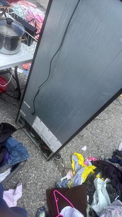 Stove n fridge