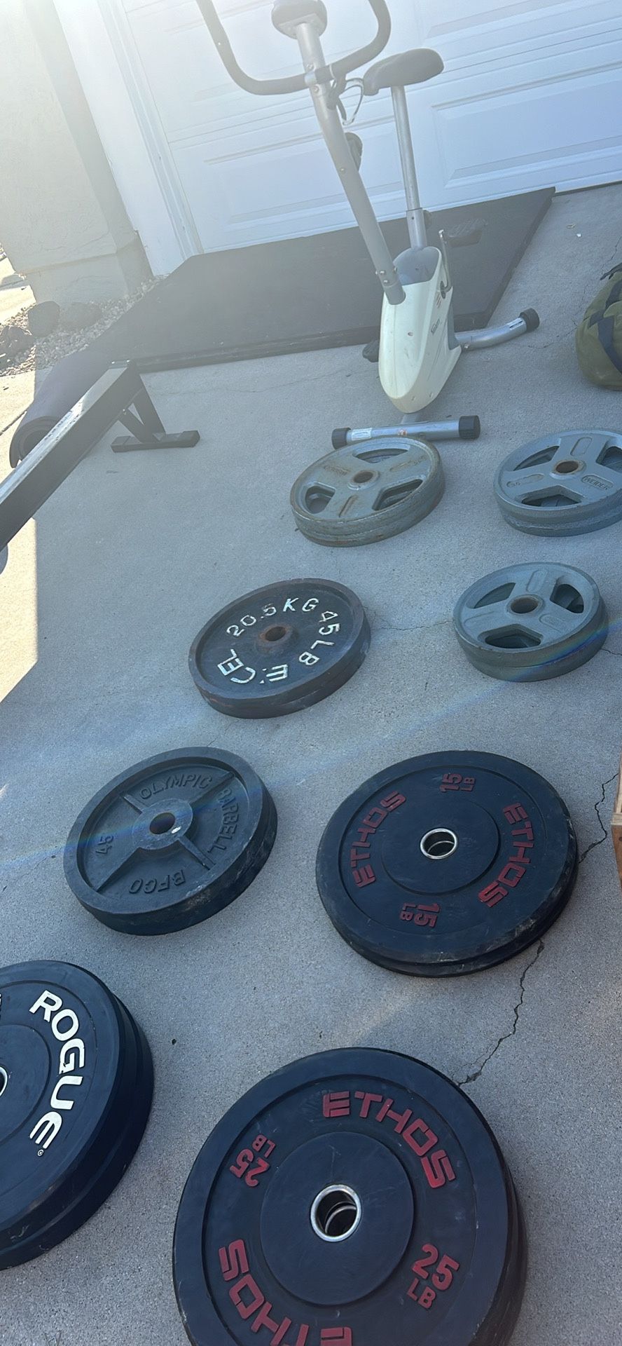 Metal 45lb Barbell plates