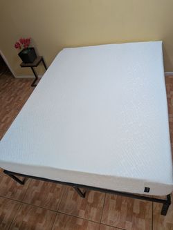 🚨 WEEKEND SALE! 🚨 ​Serta Que,en Size Ma,ttress - 10" (Firm). Free same-day delivery.