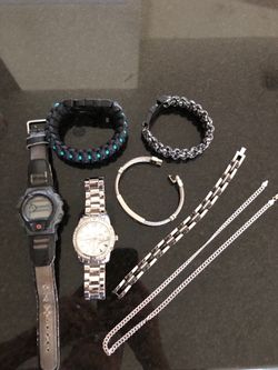 Jewelry watches necklace and bracelet bundle