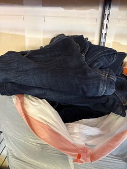 Bag of Women’s Jeans (14 pair)