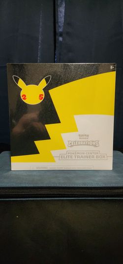 Celebrations Pokemon Center Elite Trainer Box (Exclusive)