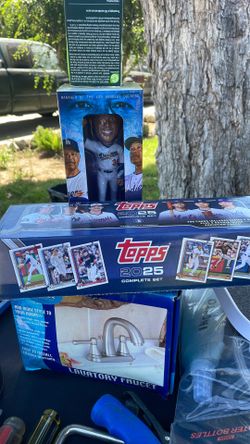 TOPPS 2025 Complete Set