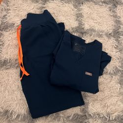 Figs Women’s XS Scrub Set